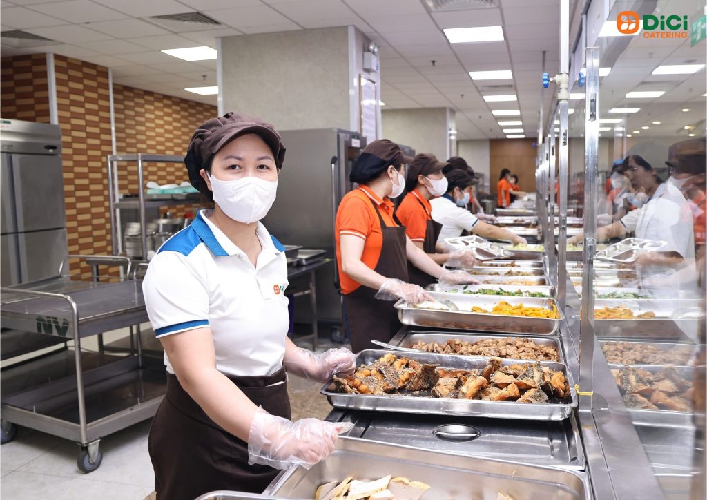 Dici Catering có khả năng cung cấp hàng nghìn suất ăn công nghiệp mỗi ngày - ổn định, an toàn 